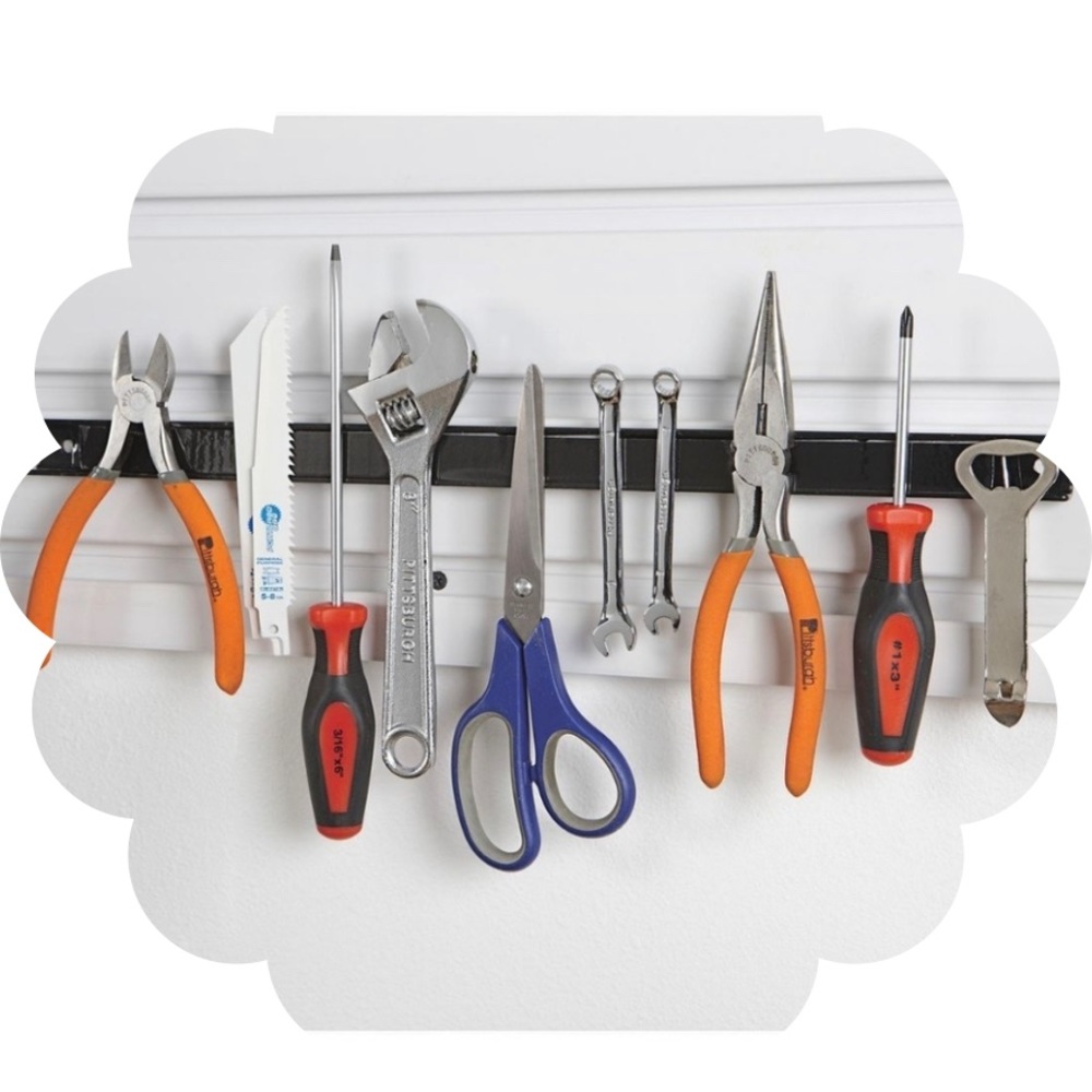 New U.S. GENERAL 18 in. Silver Magnetic Tool or Knife Holder - Wall Display